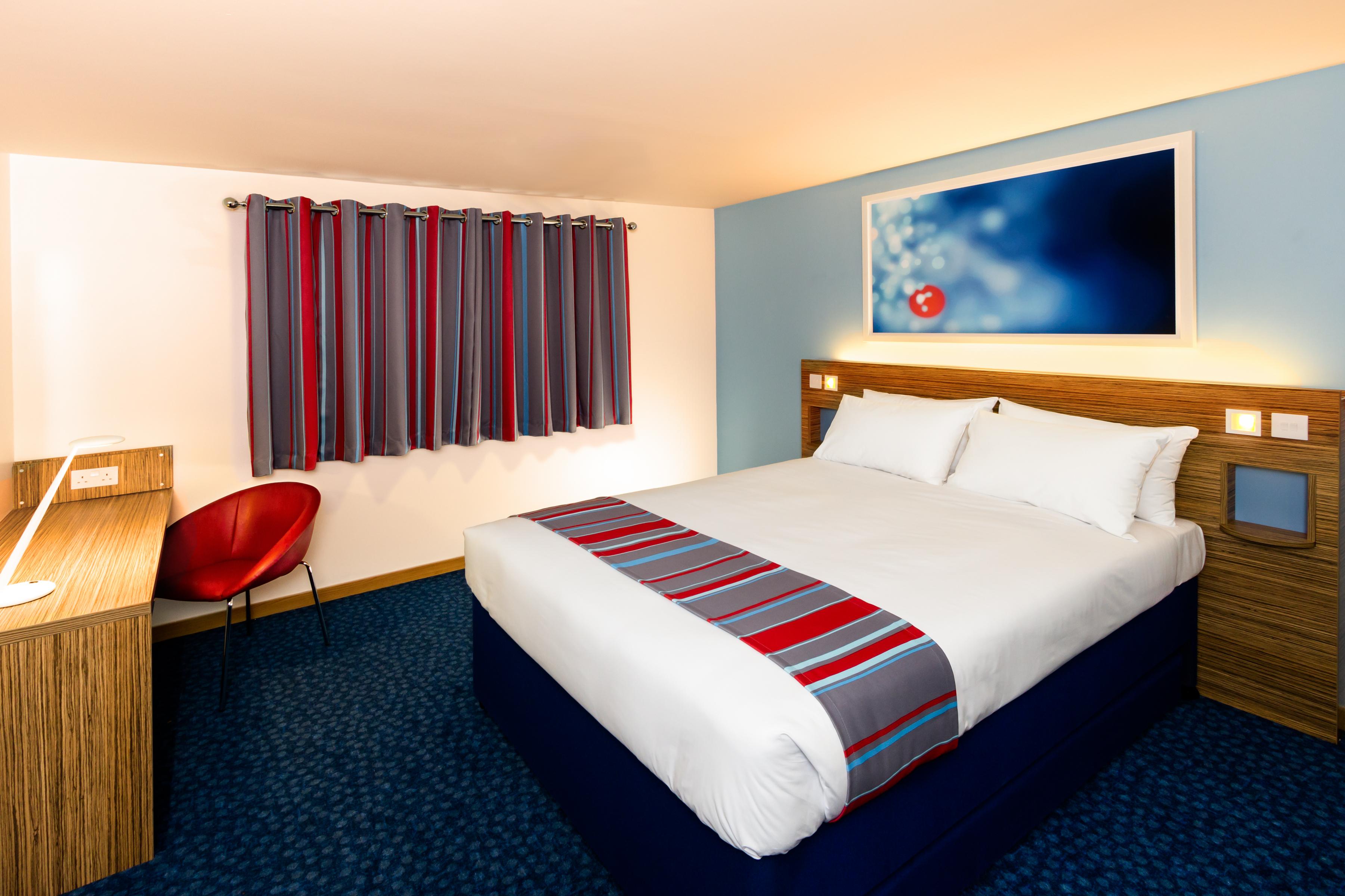 Travelodge Edinburgh Central Waterloo Place Экстерьер фото