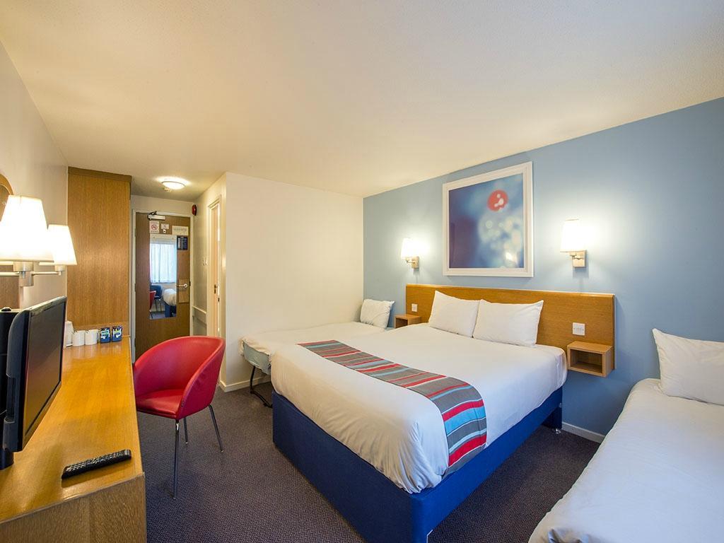 Travelodge Edinburgh Central Waterloo Place Экстерьер фото