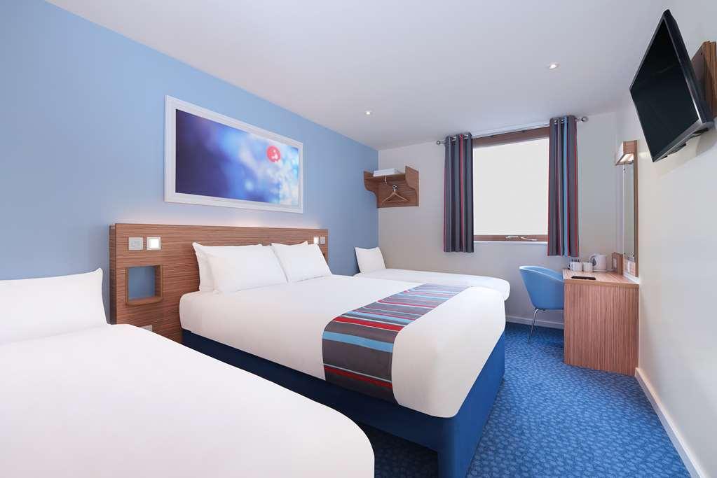 Travelodge Edinburgh Central Waterloo Place Номер фото
